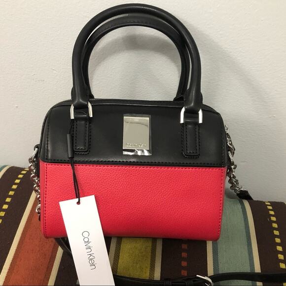 Calvin Klein Tonya Leather Crossbody - Picture 3 of 7